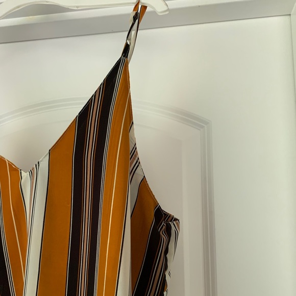 Striped summer top on strips - Picture 3 of 7